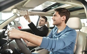 Schedule a test drive at Nissan Minatitlán in Minatitlán, Veracruz de Ignacio de la Llave.